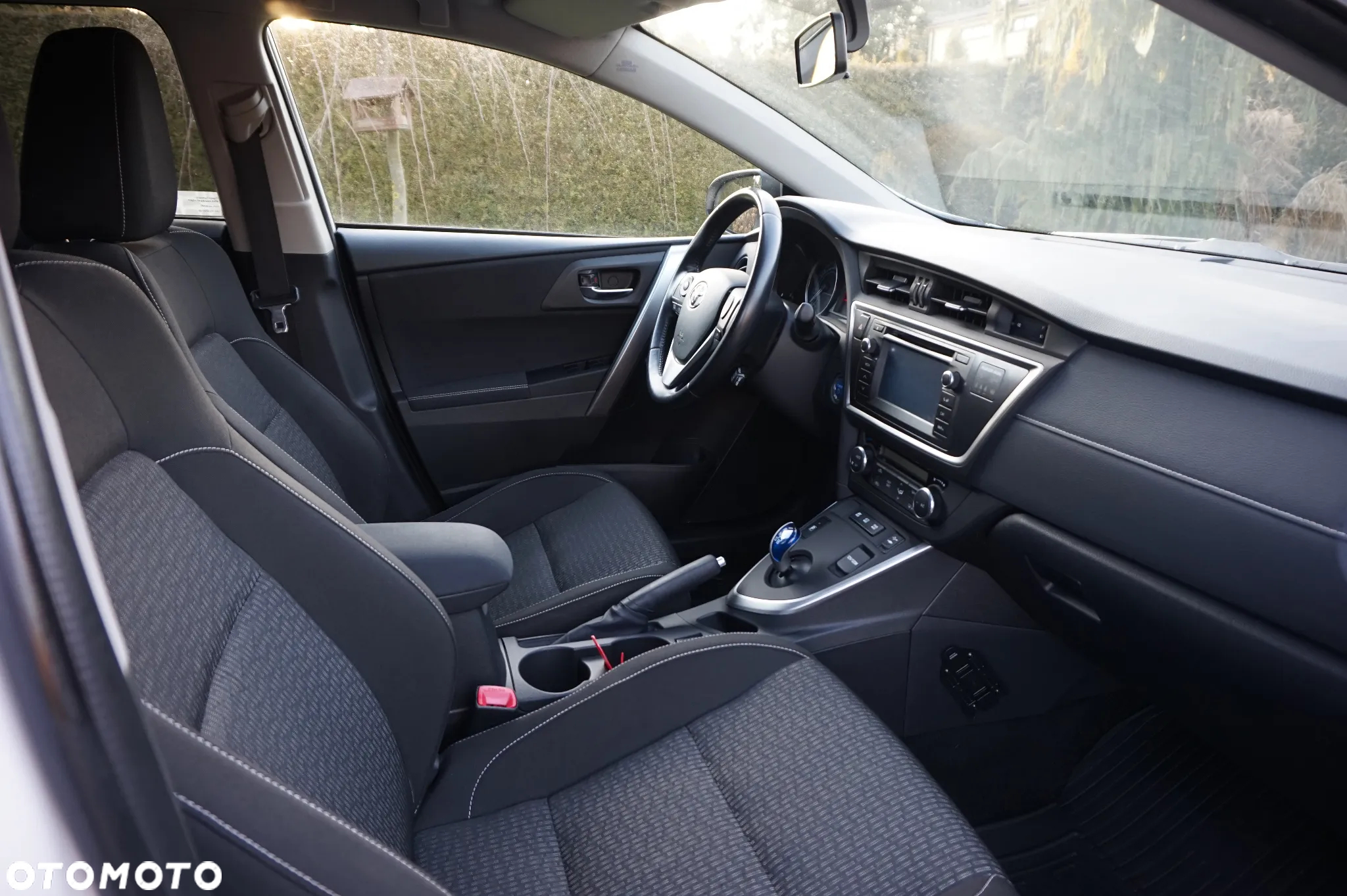 Toyota Auris 1.8 VVT-i Hybrid Automatik Edition - 14