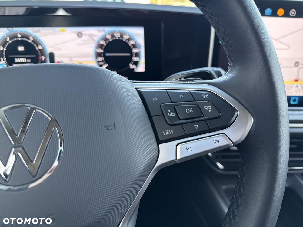 Volkswagen Passat - 21