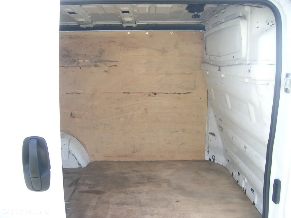 Renault Trafic, Pełne Wyposażenie - 13