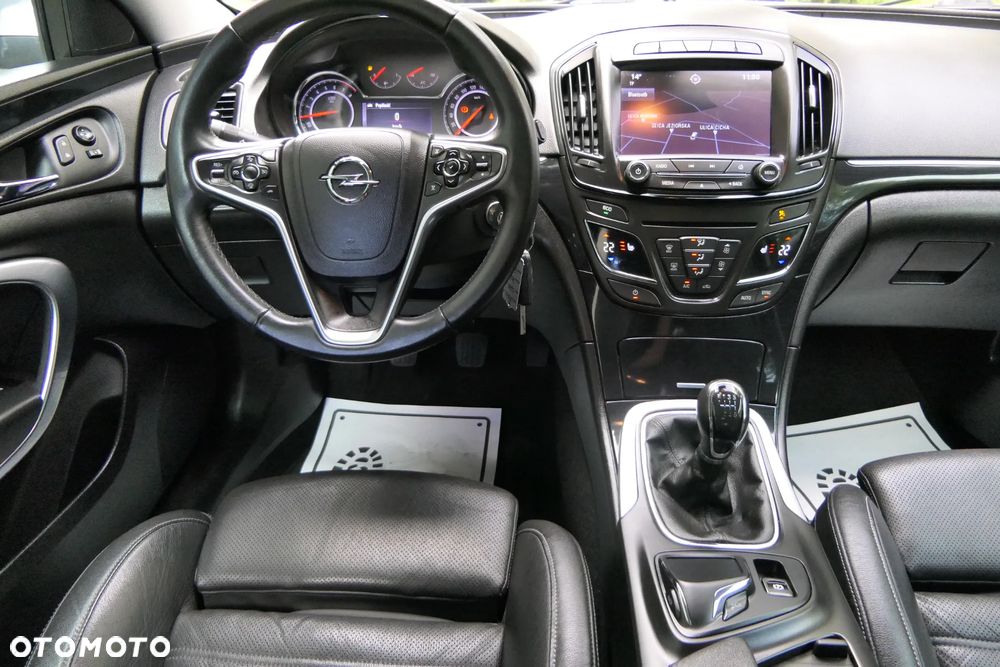 Opel Insignia 1.6 T Cosmo S&S - 2