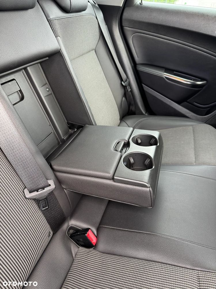 Opel Astra 1.4 Turbo Cosmo - 20