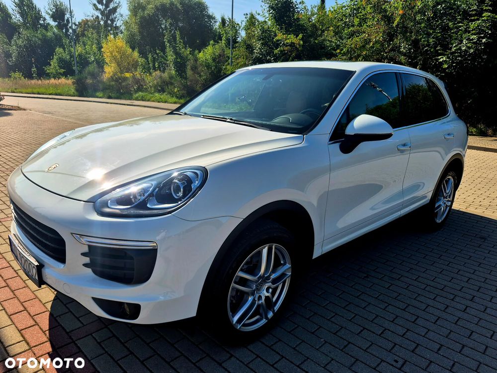 Porsche Cayenne Standard - 2