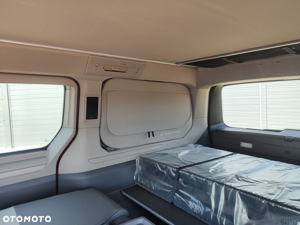 Volkswagen California - 13