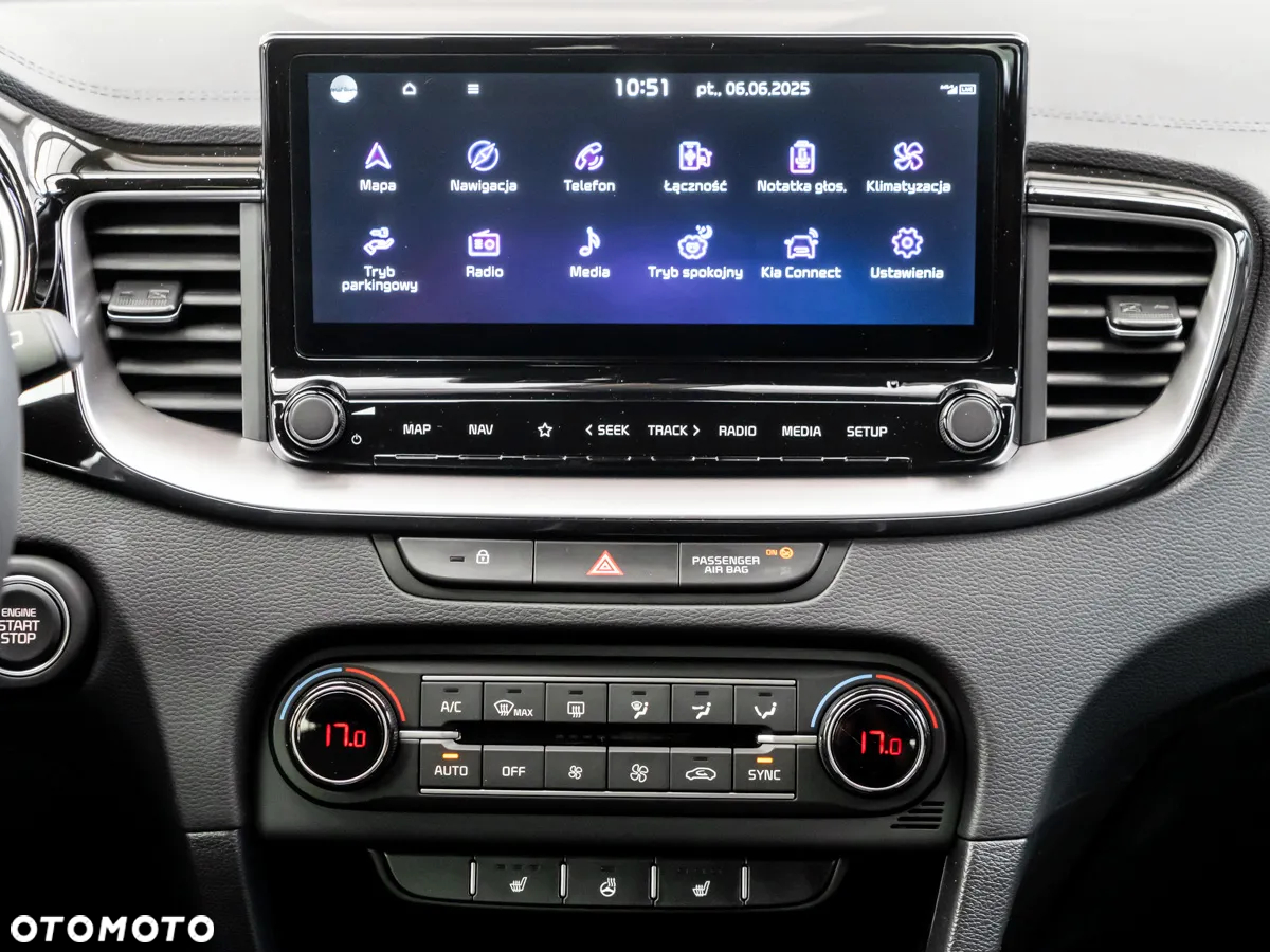 Kia Ceed 1.5 T-GDI Tribute DCT - 32