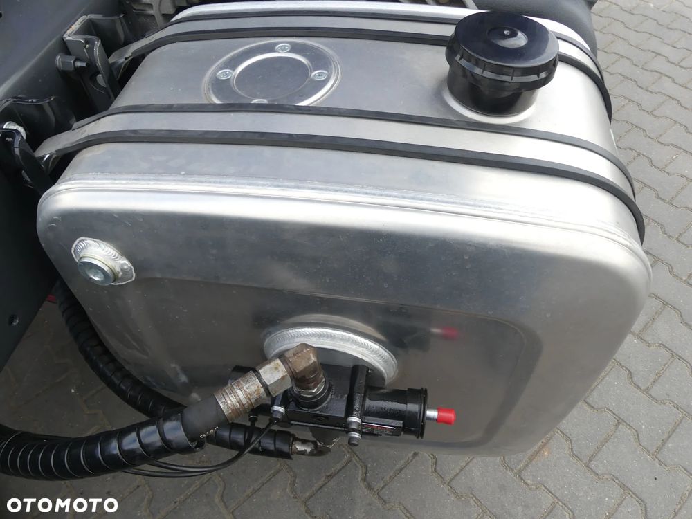 Volvo FH4 460 / EURO 6 / AUTOMAT / HYDRAULIKA / XL / - 19