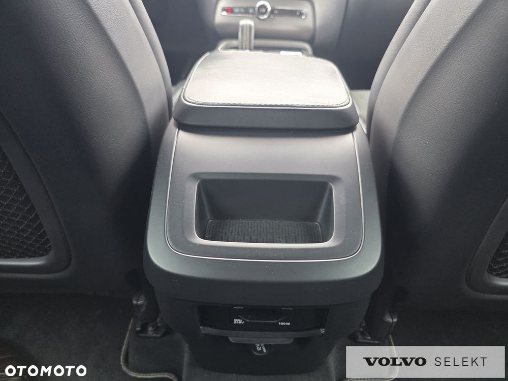 Volvo XC 90 - 33