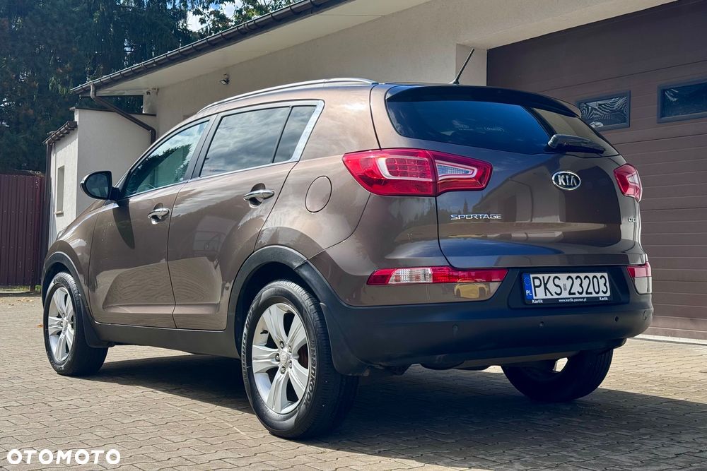 Kia Sportage 2.0 CRDI M 2WD - 13