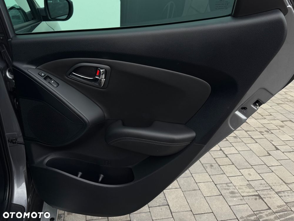 Hyundai ix35 2.0 CRDi 4WD Automatik Style - 33