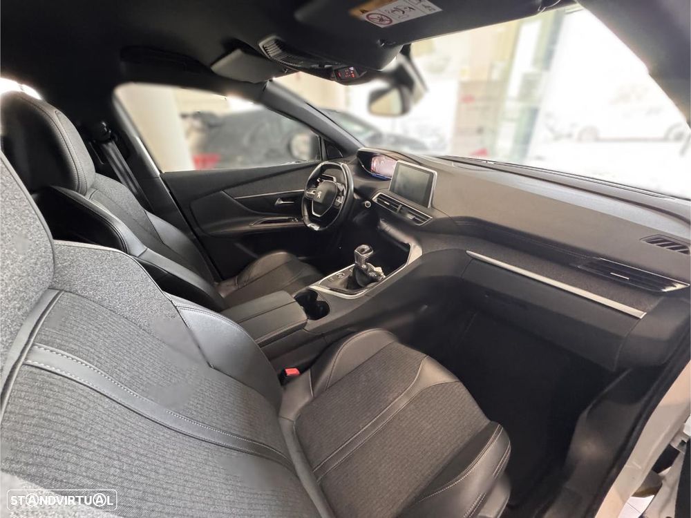 Peugeot 5008 1.5 BlueHDi GT Line - 18
