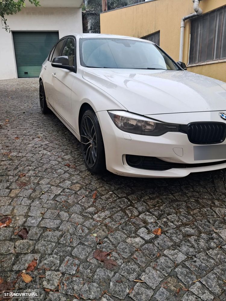 BMW 320 - 14
