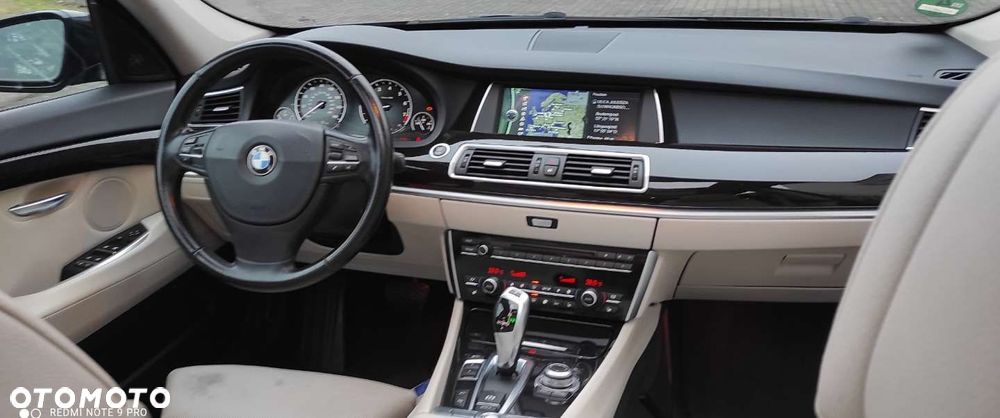 BMW 5GT - 23