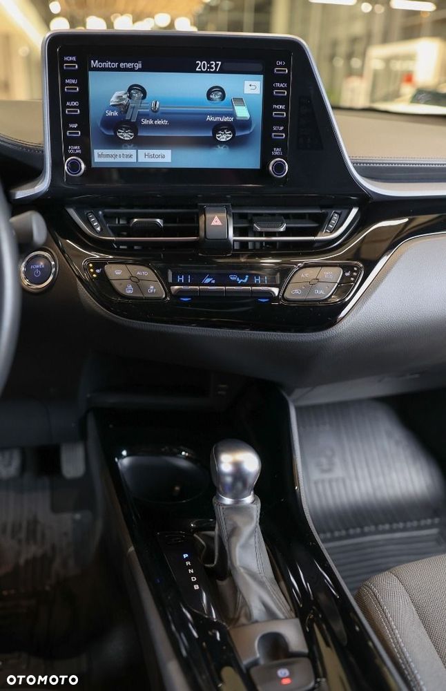 Toyota C-HR - 36