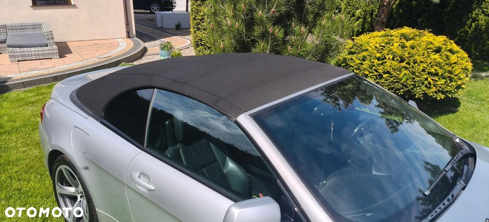 BMW Seria 6 650 i - 12