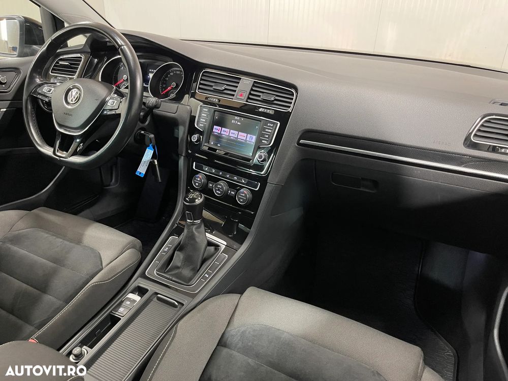 Volkswagen Golf 1.6 TDI DPF BMT Highline - 8