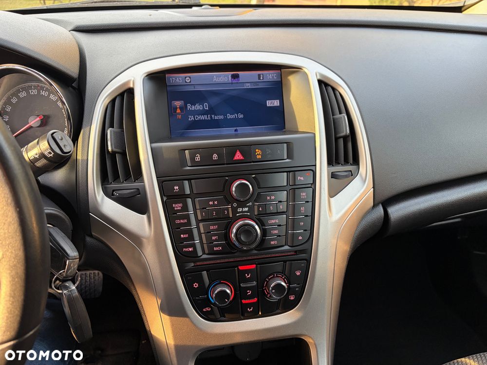 Opel Astra 1.6 Turbo Edition - 29