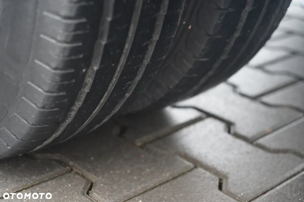 Iveco DAILY 35-160 / KONTENER 4,3 M / WINDA DHOLLANDIA  / BLIŹNIAK   DMC: 3500 KG /  2021 - 18