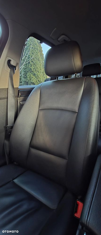 BMW Seria 5 520d - 11