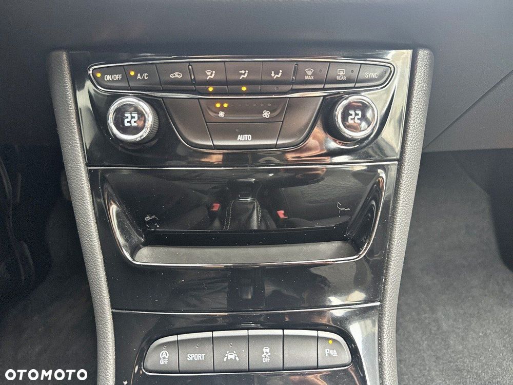 Opel Astra V 1.6 CDTI Dynamic S&S - 21