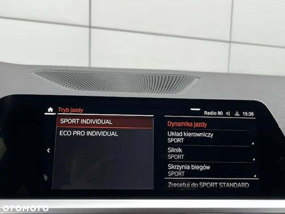 BMW Seria 3 320d Luxury Line - 31