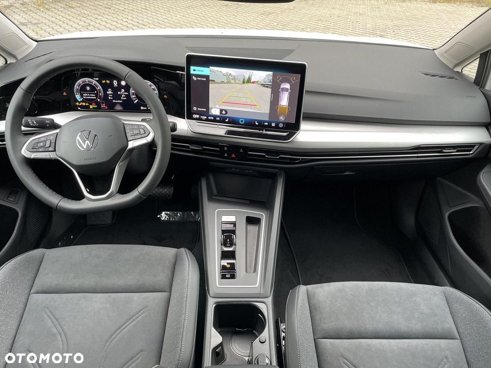 Volkswagen Golf - 14