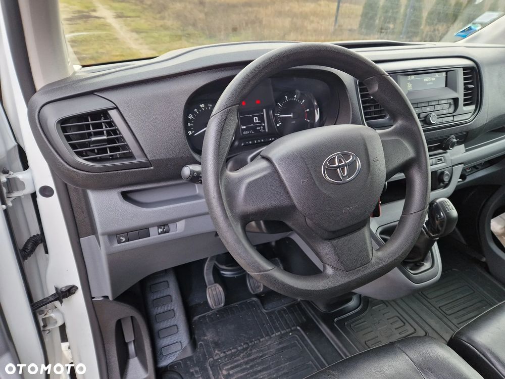 Toyota ProAce - 15