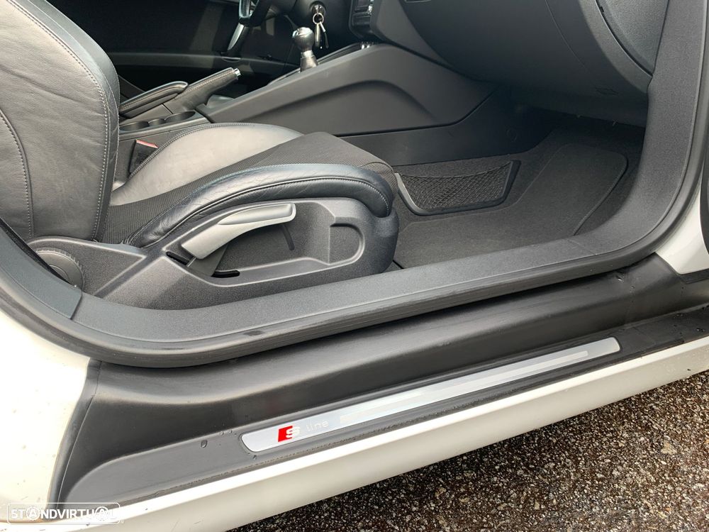 Audi TT Roadster 2.0 TFSi S-line - 15