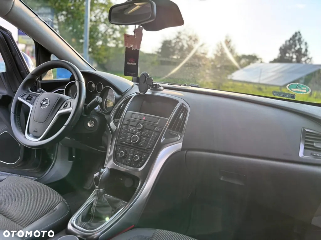 Opel Astra 1.4 Turbo Cosmo - 8