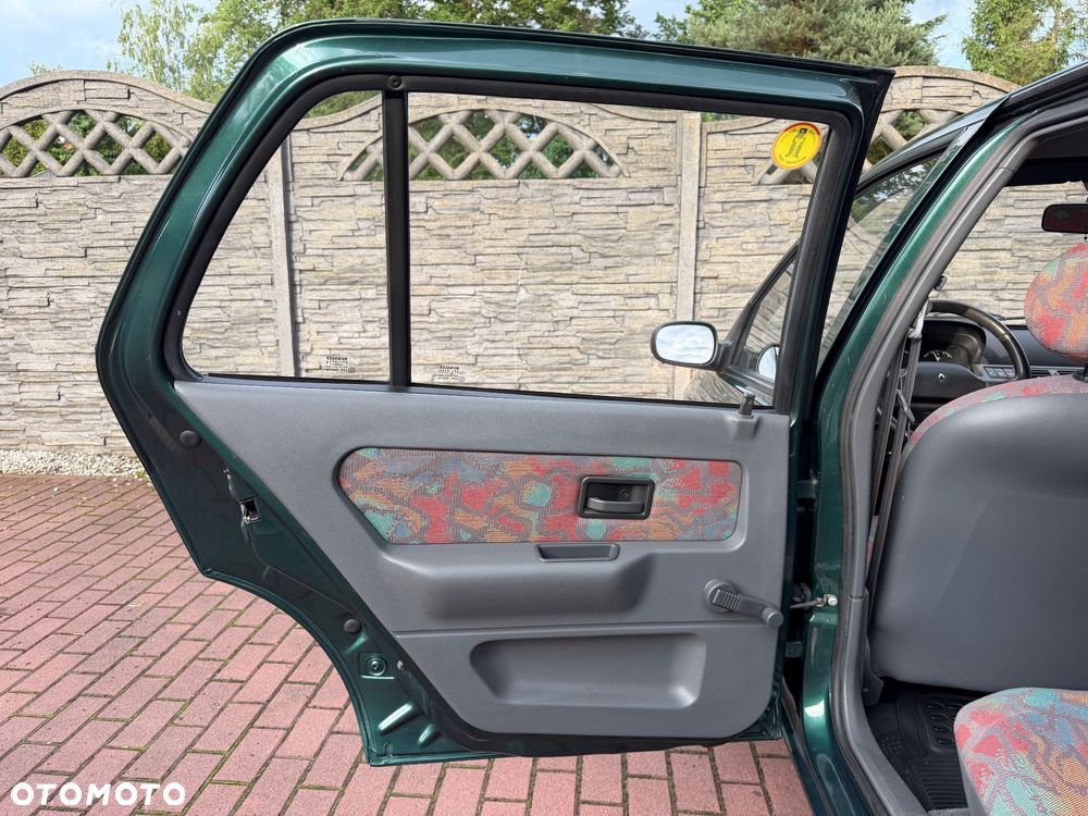Renault Clio - 17