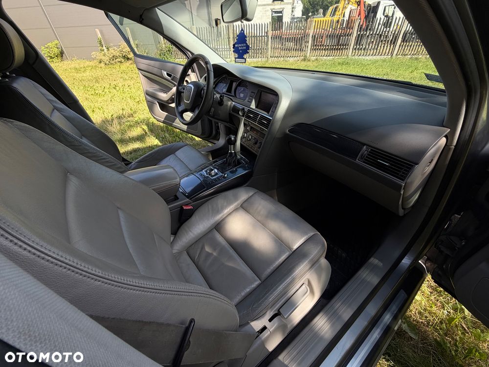 Audi A6 Limousine 2.4 - 29