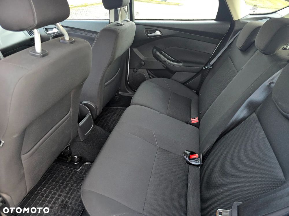 Ford Focus 1.6 Trend - 5