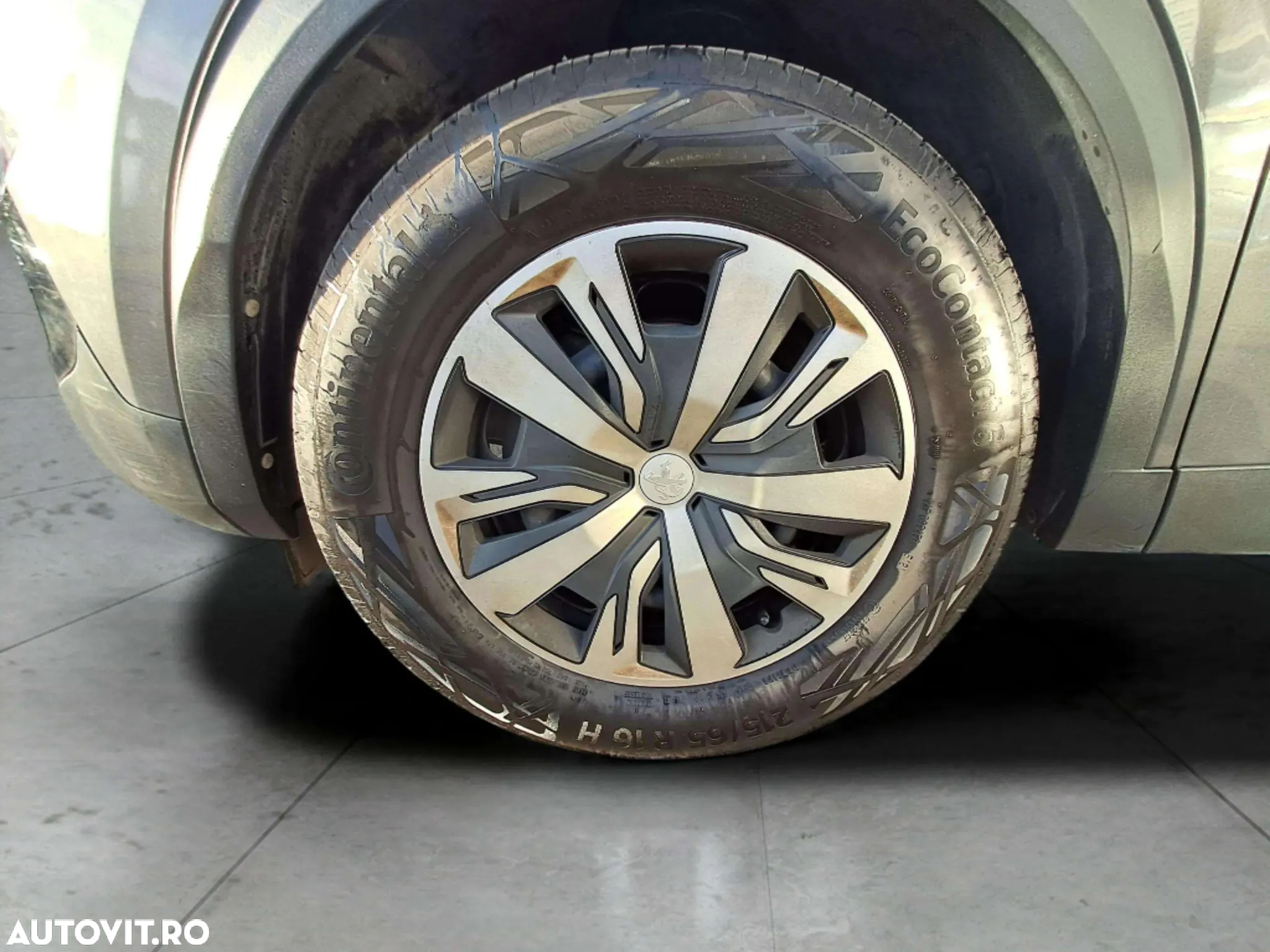 Peugeot 2008 1.2 L PureTech STT Active - 14