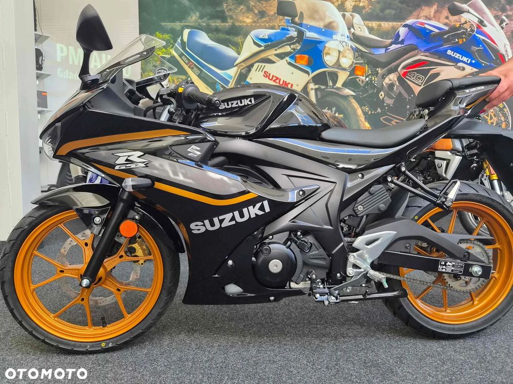 Suzuki GSX-R - 6