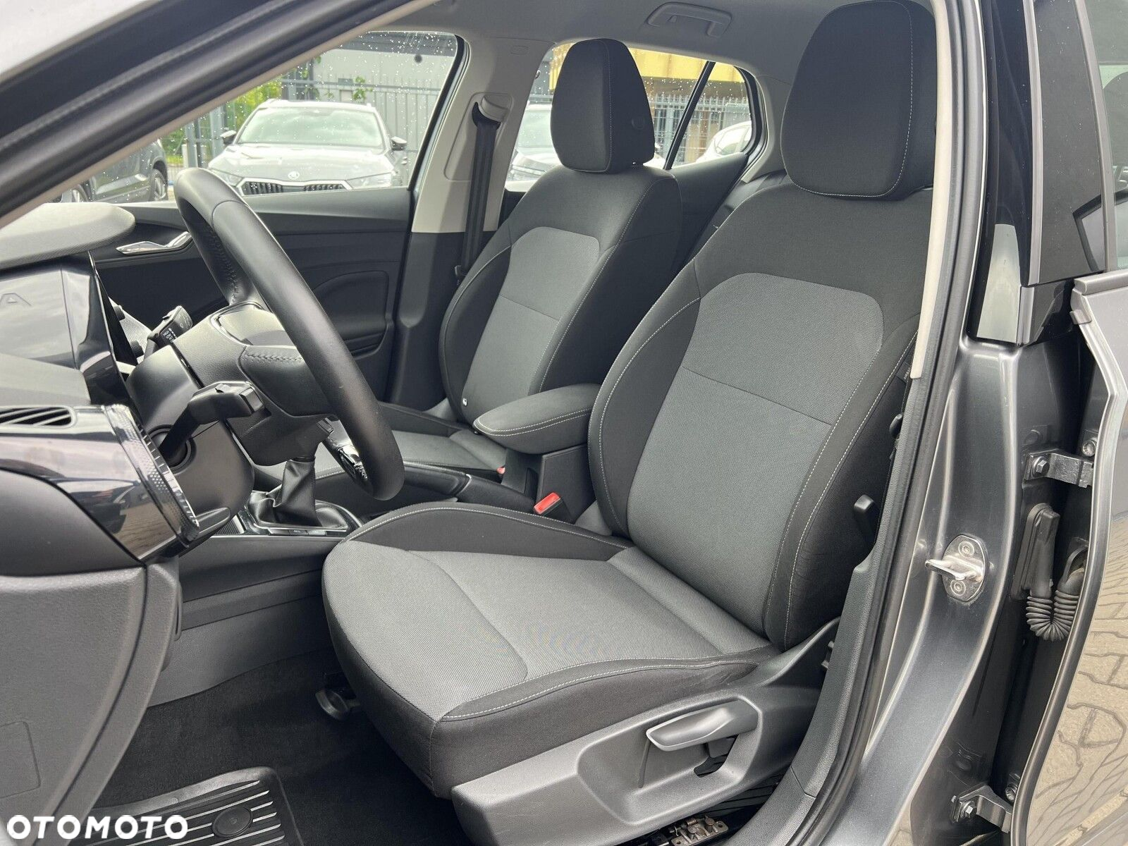 Skoda Fabia 1.0 TSI Ambition - 9
