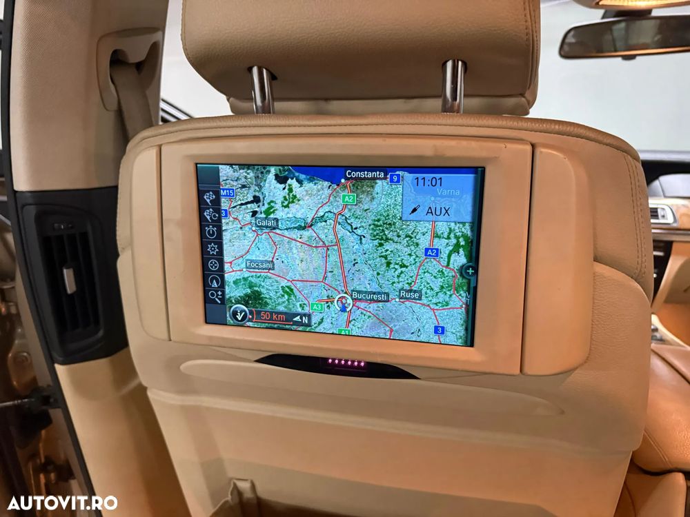 BMW Seria 7 740Li - 9