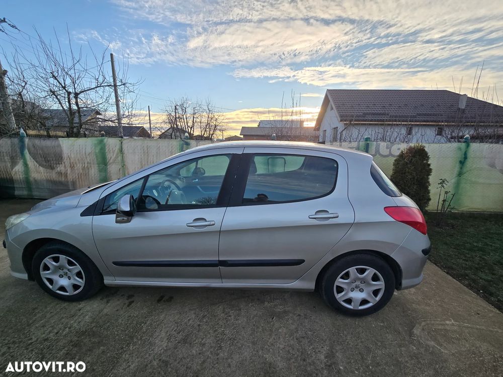 Peugeot 308 1.6E Confort Pack - 2