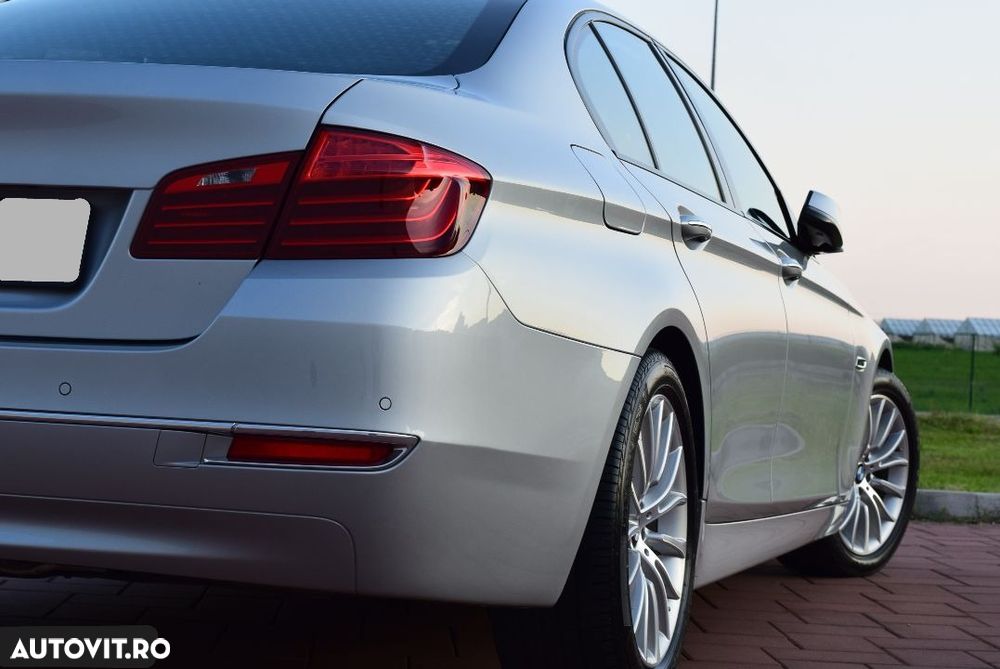 BMW Seria 5 520d Luxury Line - 3