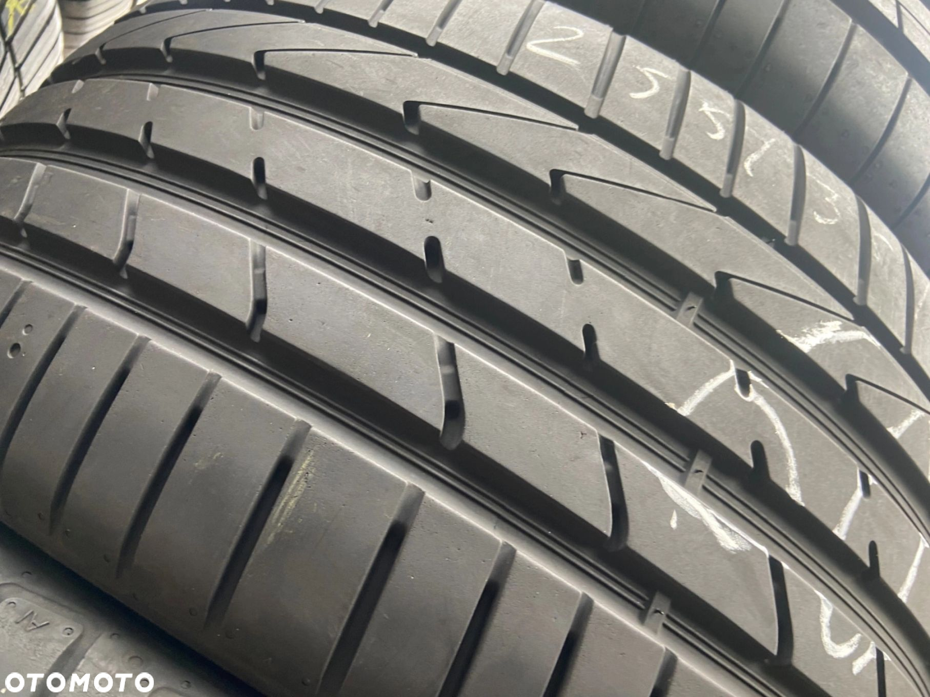 255/35/18 Hankook Ventus S1 Evo2_6mm_2szt_(604) - 3