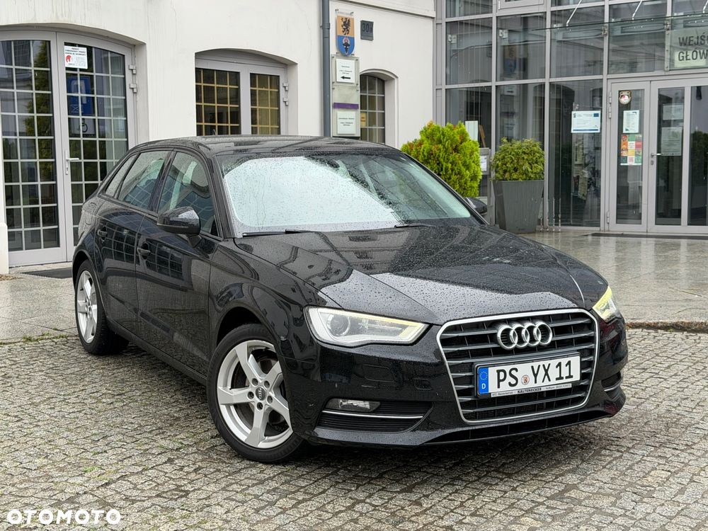 Audi A3 Sportback - 2