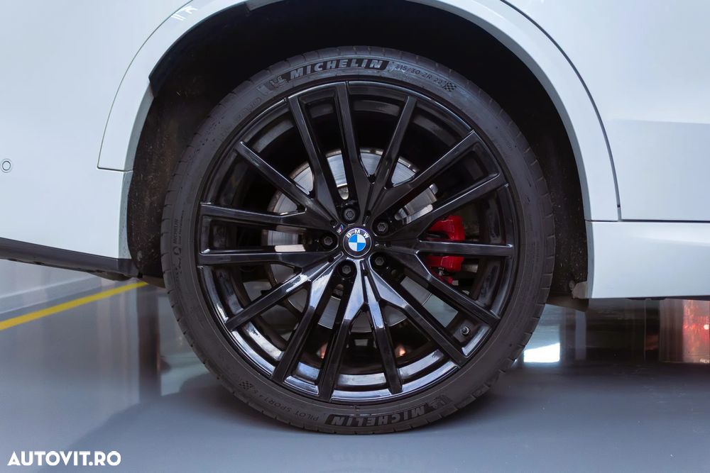 BMW X5 M 2023 — imagine 31