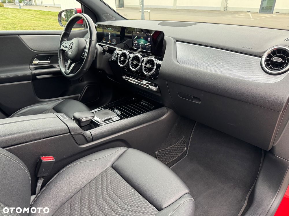 Mercedes-Benz Klasa B 180 d Progressive 7G-DCT - 9