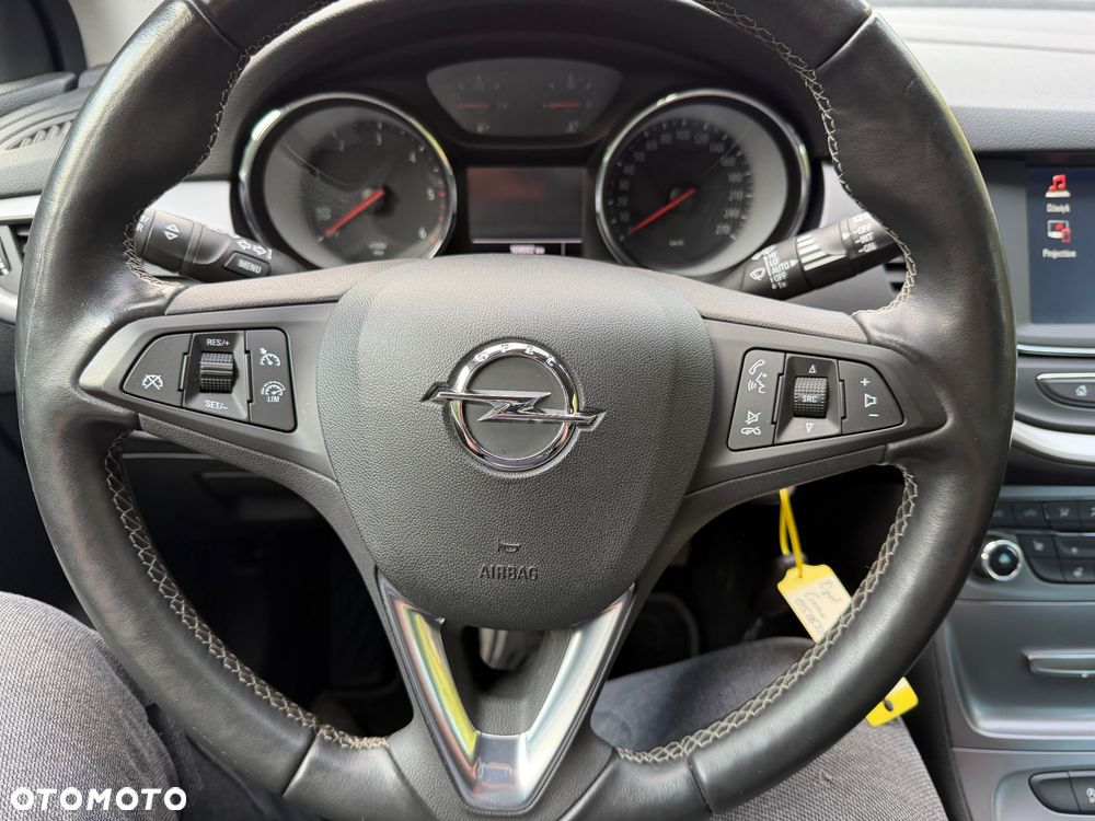 Opel Astra - 9