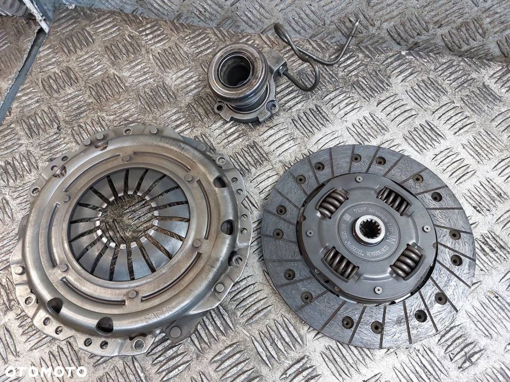 SPRZĘGŁO TARCZA + DOCISK + ŁOŻYSKO COMBO C 1.7 DI 55351769 24422061 - 1