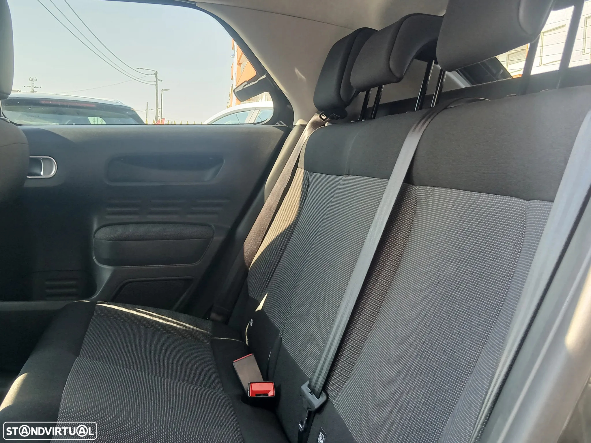 Citroën C4 Cactus 1.2 PureTech Shine - 20