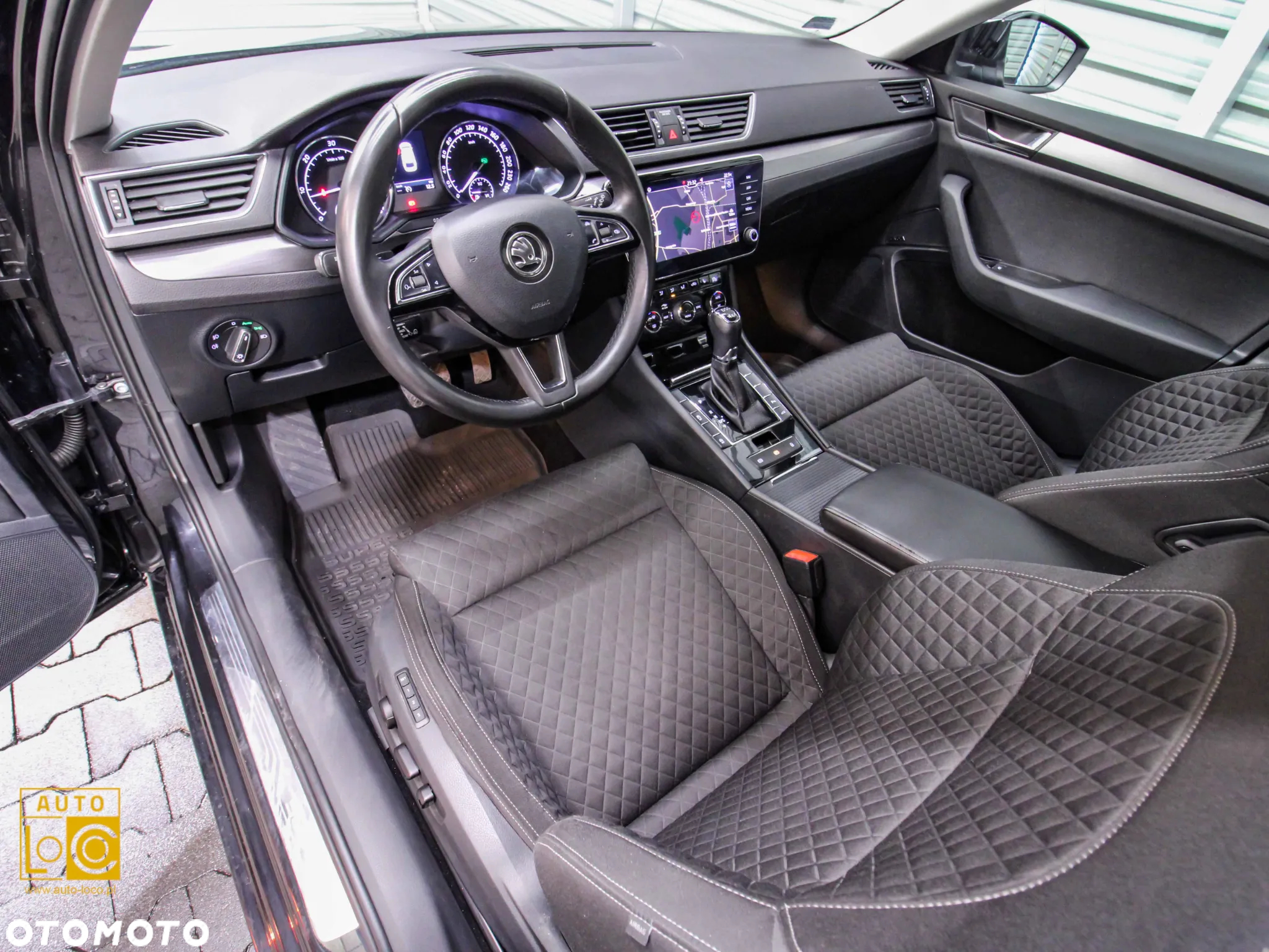 Skoda Superb 2.0 TDI 4x4 Style DSG - 17