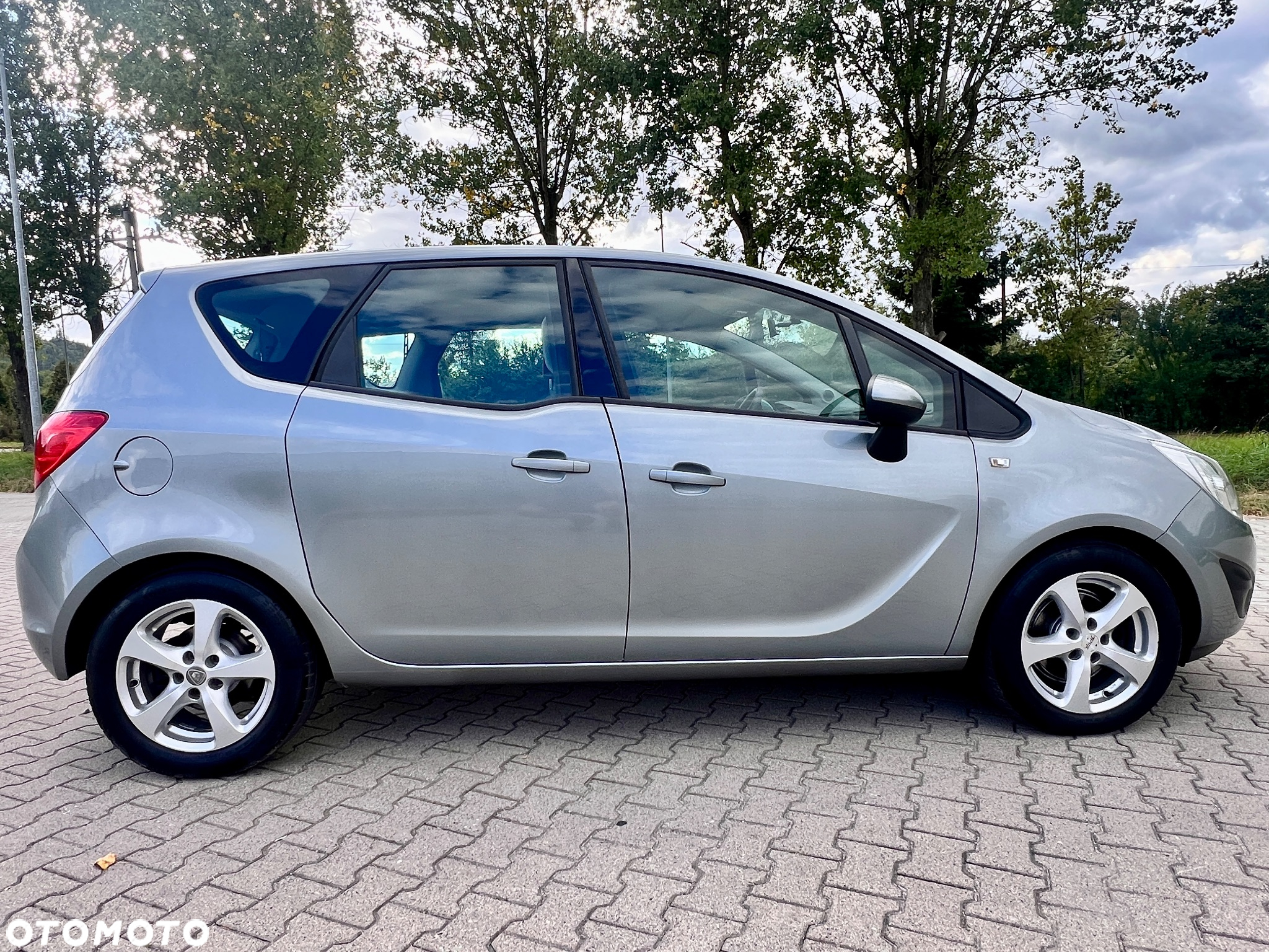 Opel Meriva 1.4 150 Jahre - 13