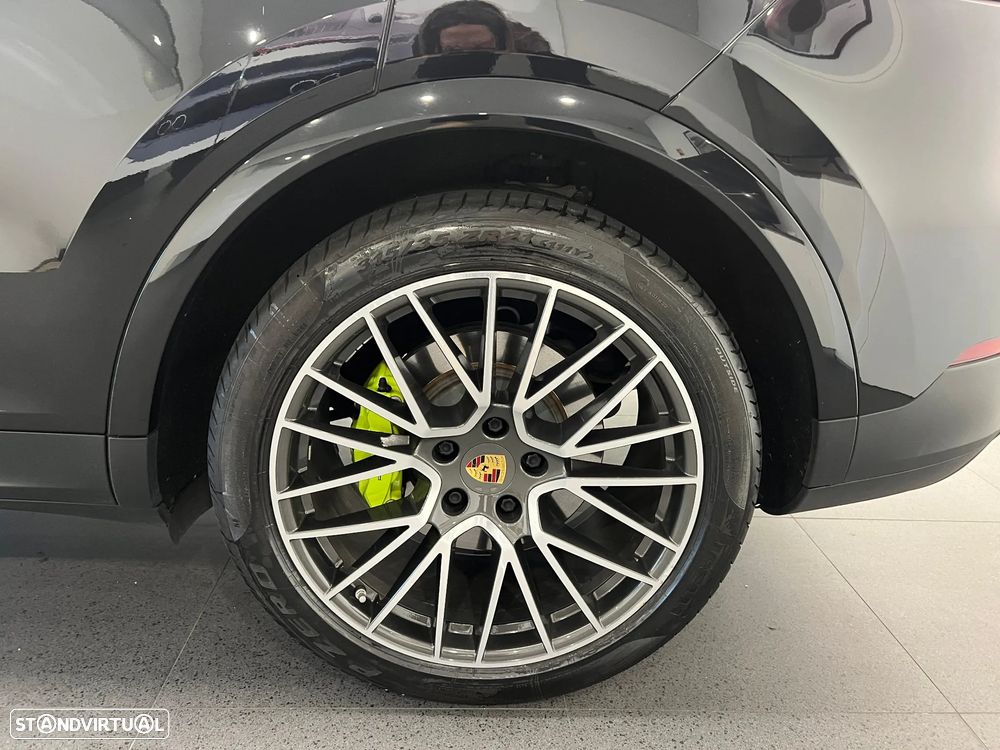 Porsche Cayenne - 15