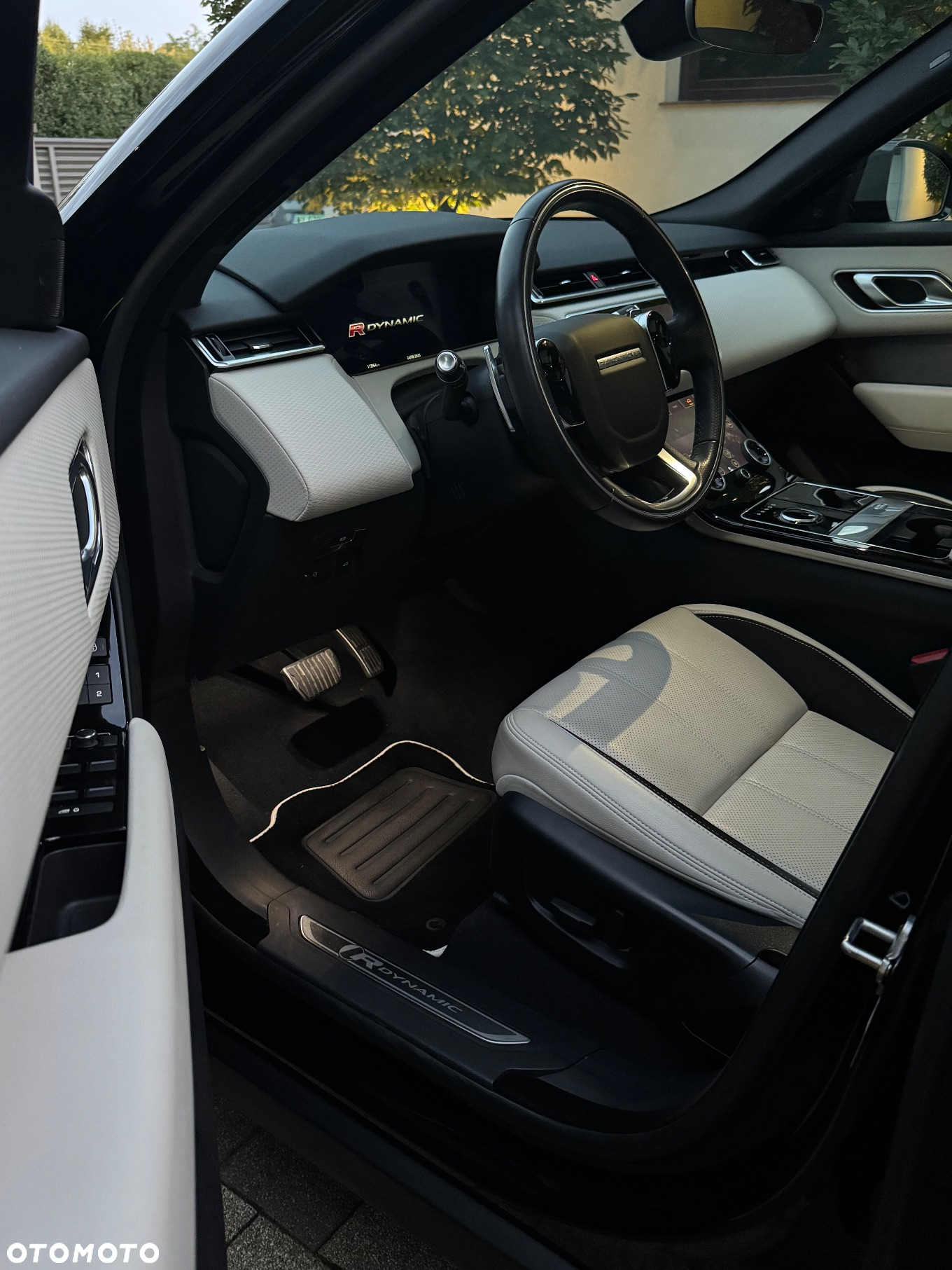 Land Rover Range Rover Velar 2.0 Si4 GPF R-Dynamic - 18