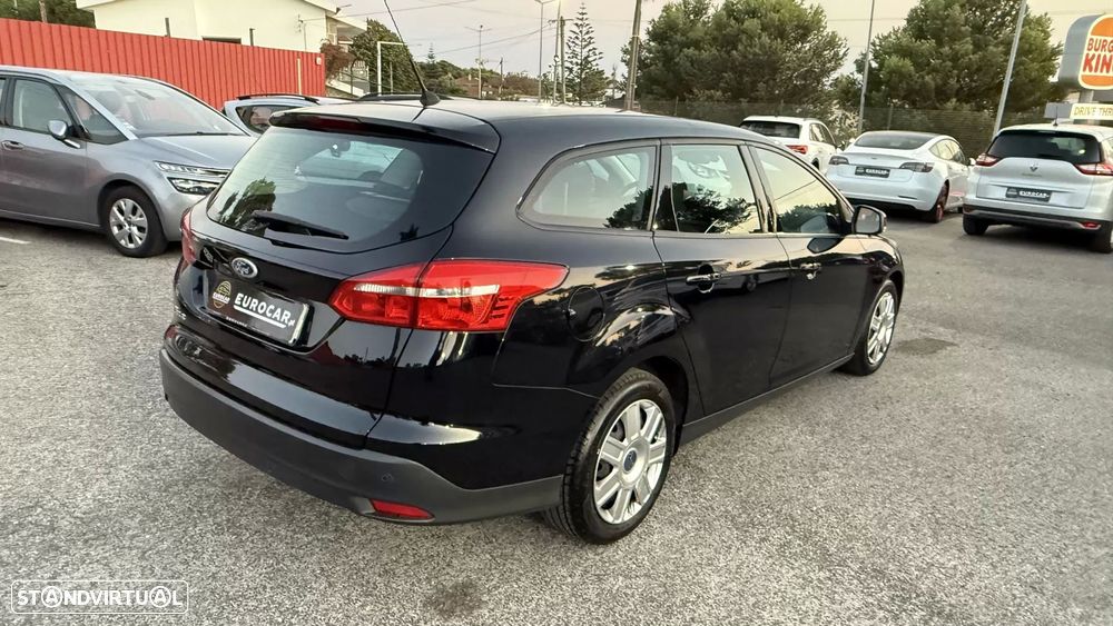 Ford Focus SW 1.5 TDCi Titanium ECOnetic - 9