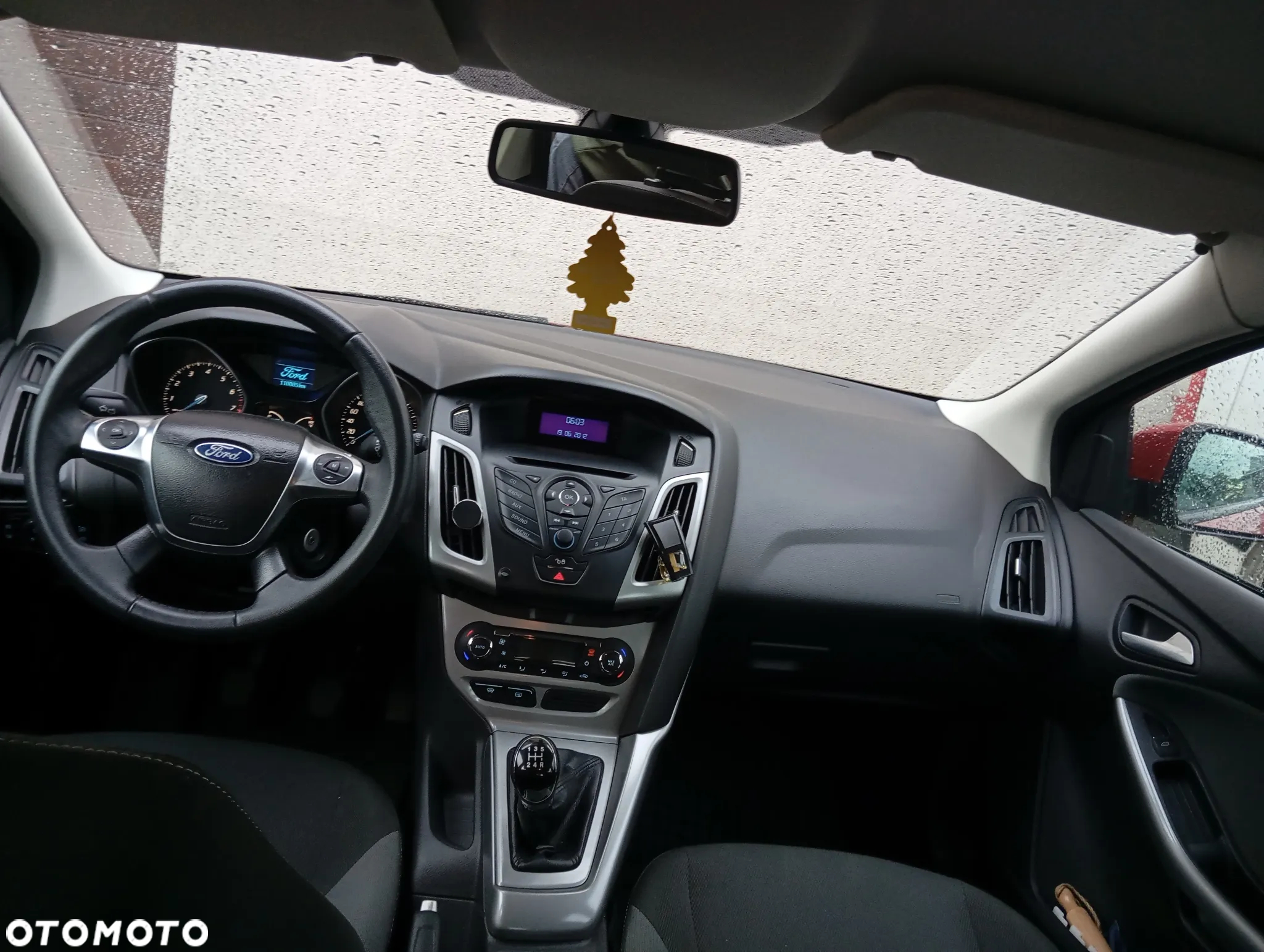 Ford Focus 1.6 Trend - 9
