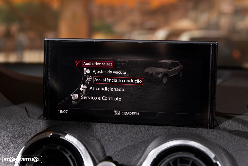 Audi Q2 35 TFSI S line - 21